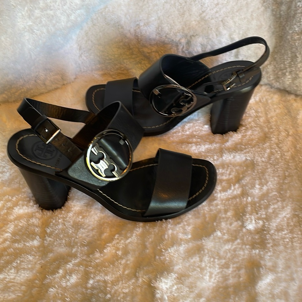 Black and silver leather Tory Burch heels size 6